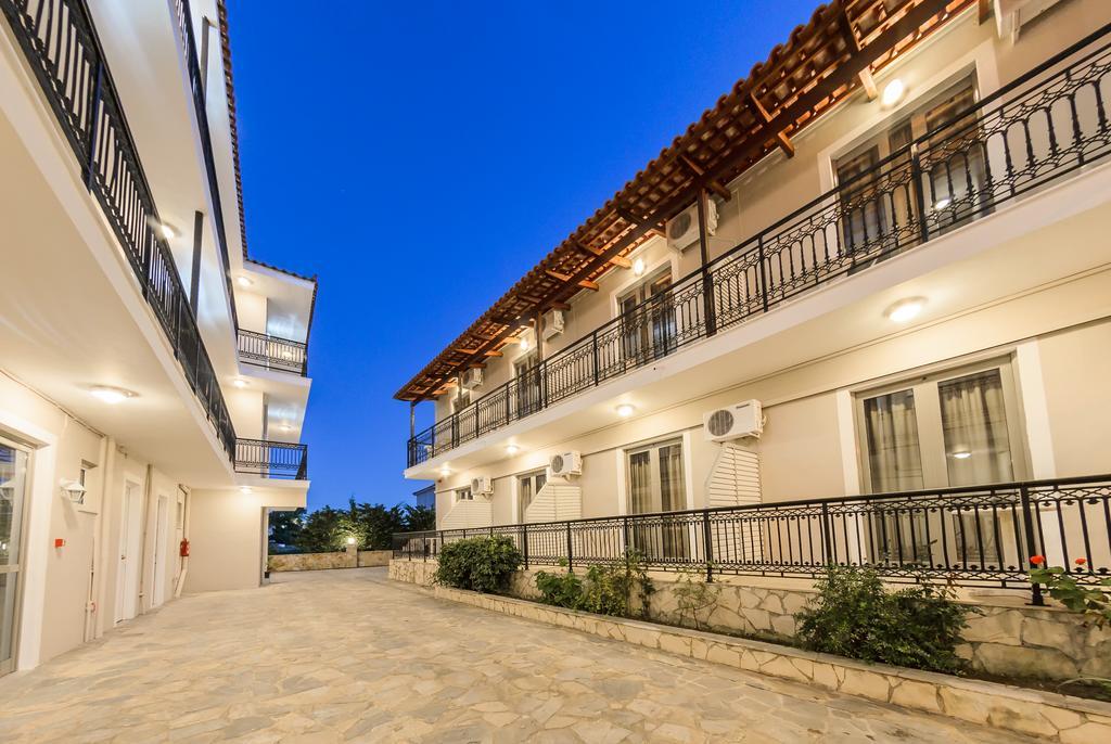 Ferienwohnung Karras Livin Laganas Exterior foto