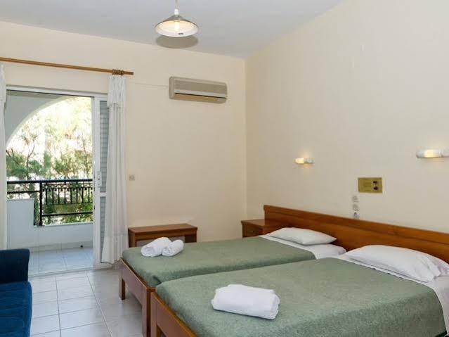 Ferienwohnung Karras Livin Laganas Exterior foto